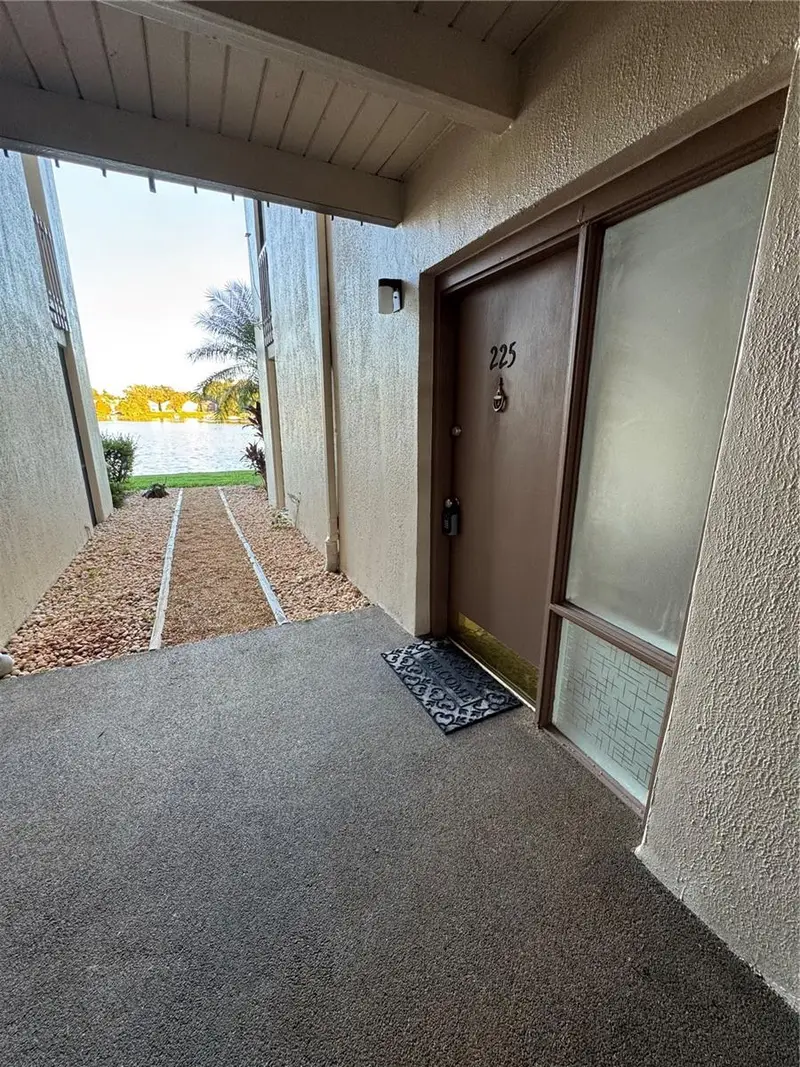 620 Orange Dr #225, FL
