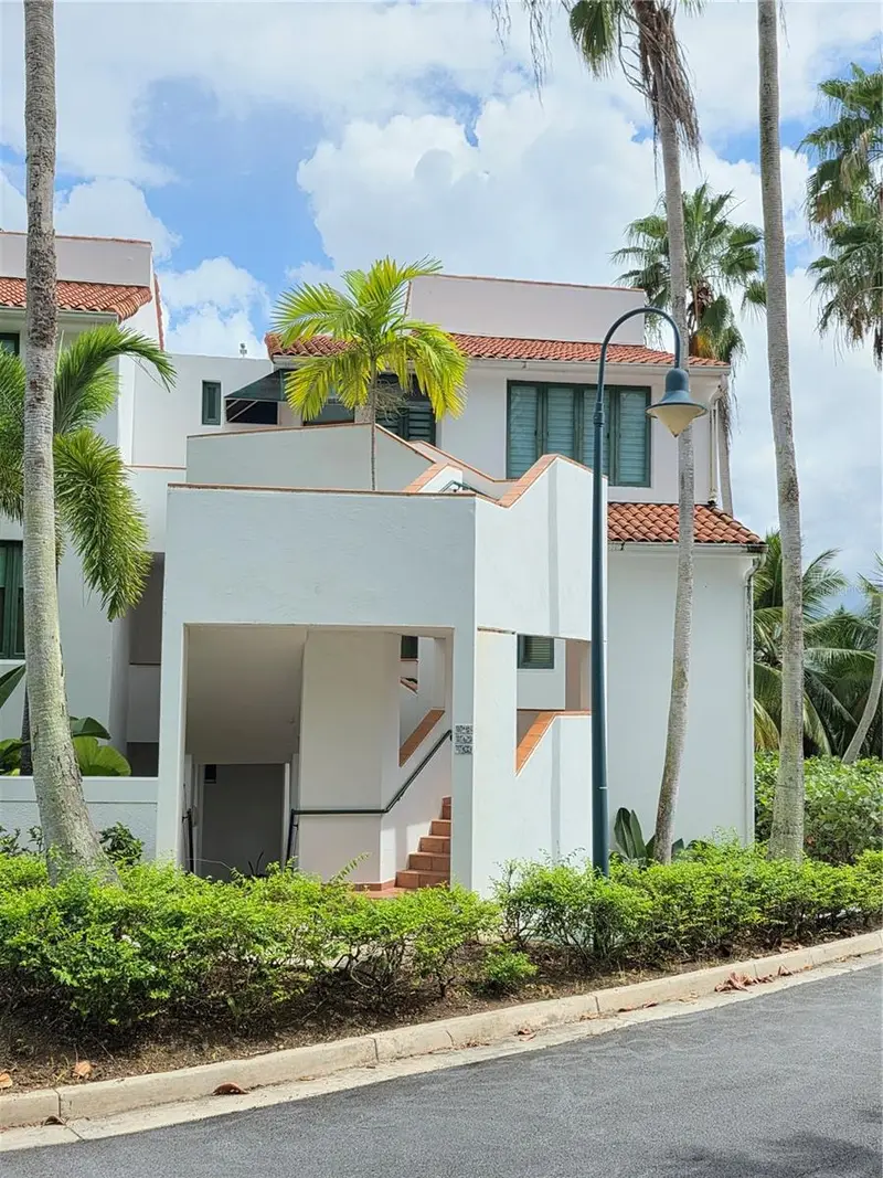 6000 Rio Mar Boulevard, PR