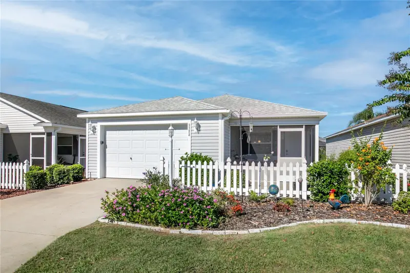 3374 Castlegate Ct, FL