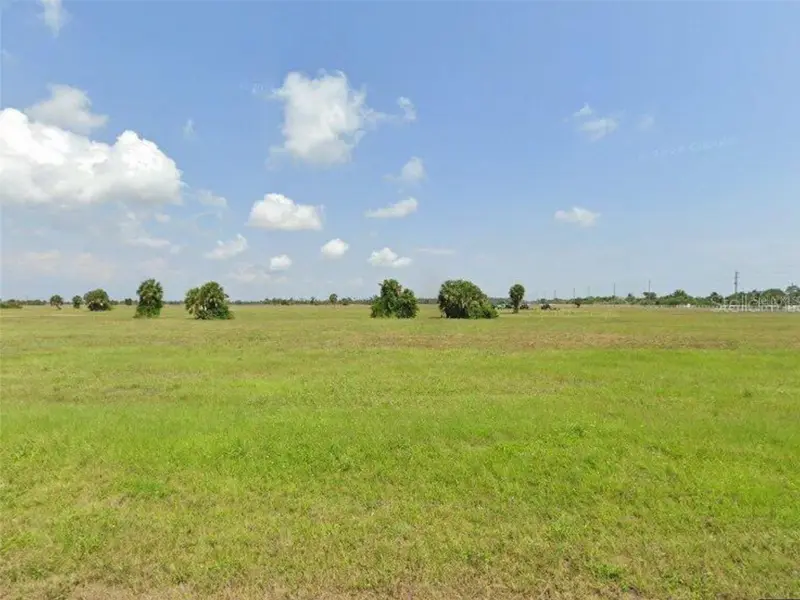 8 Camellia Ct, FL