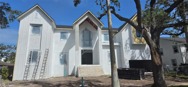 811 Grove Park Ave, FL
