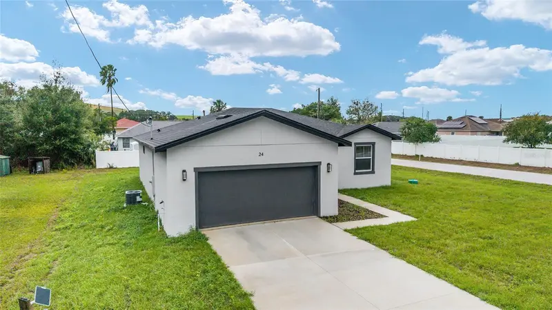24 Dogwood Trl, FL