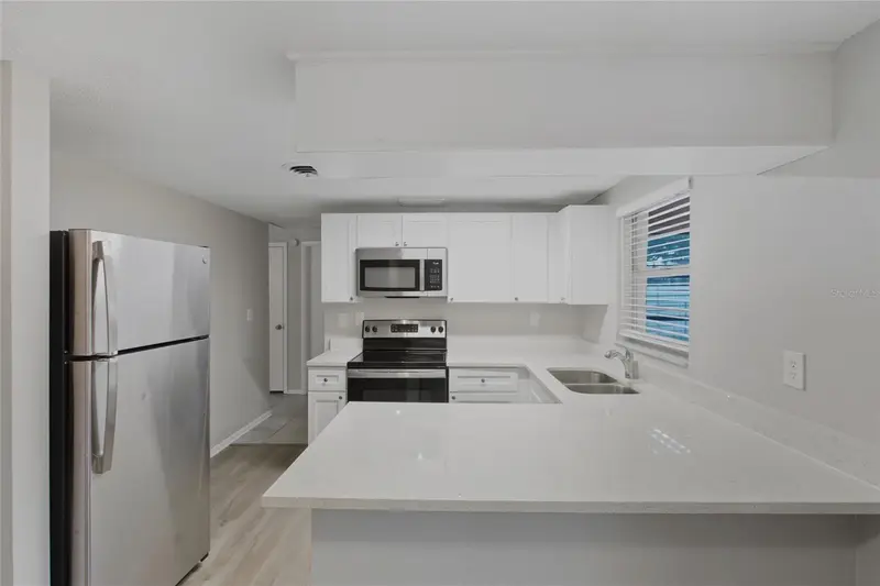 101 Oberlin Rd, FL