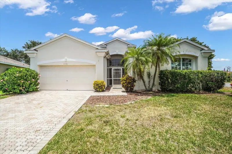 4701 50th Ave W, FL
