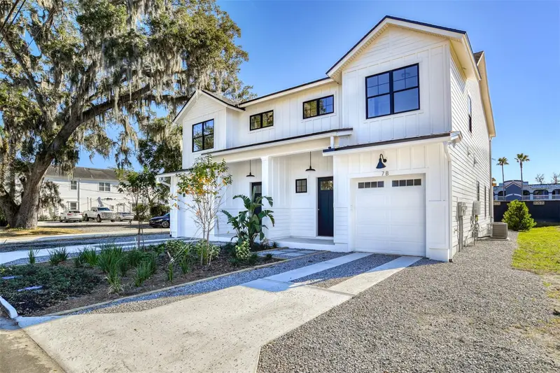 7 Sebastian Ave #D, FL