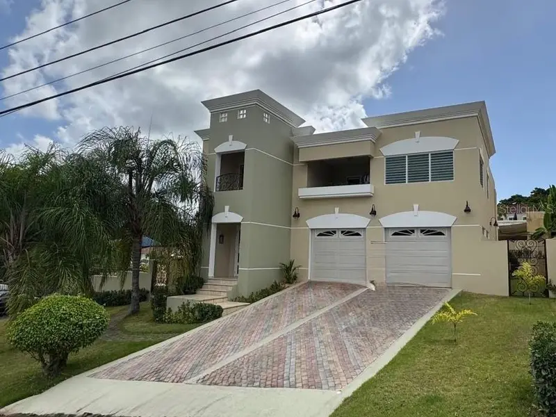 2 B-15 Urb. Alturas De Monte Brisas, PR
