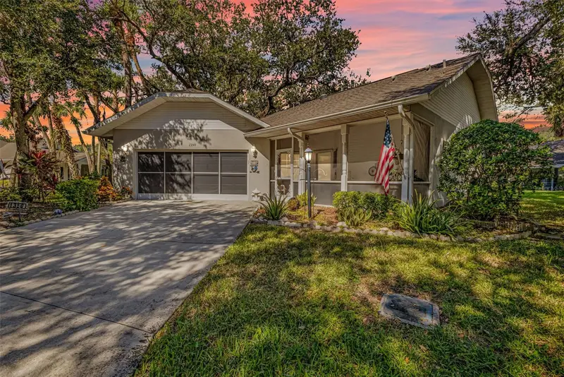 1350 Old Oak Trl, FL