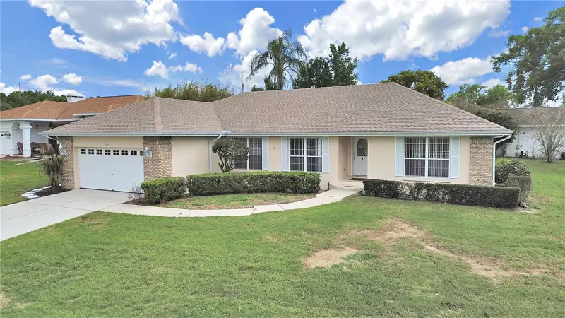 2130 Saxon Ln, FL