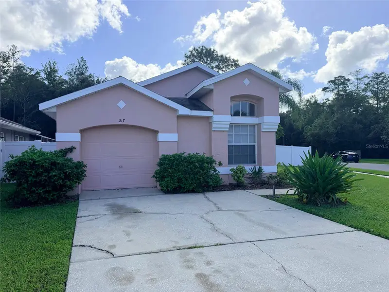 217 Coralwood Ct, FL
