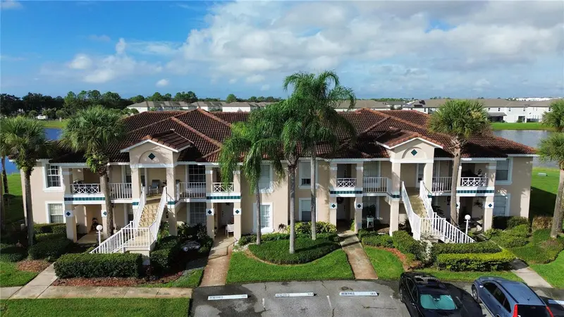 13852 Timberbrooke Dr #202, FL