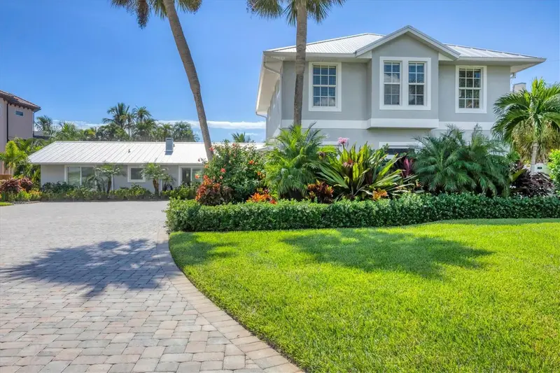 225 Green Dolphin Dr, FL