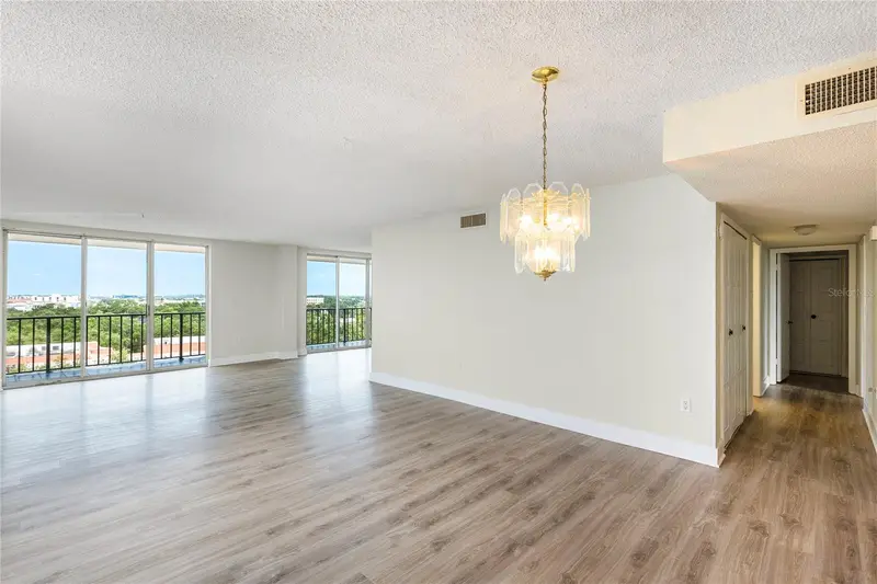 2699 Seville Blvd #802, FL