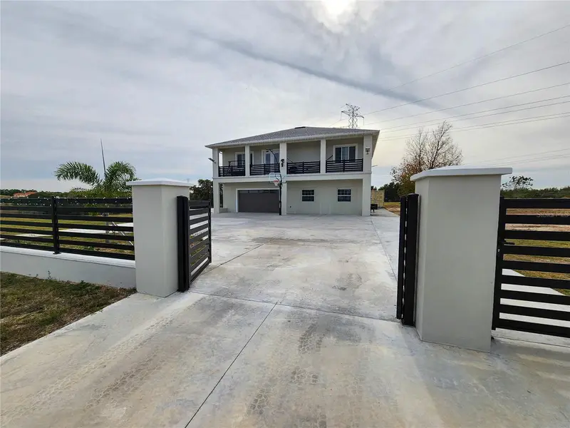 17102 Heartwood Loop, FL