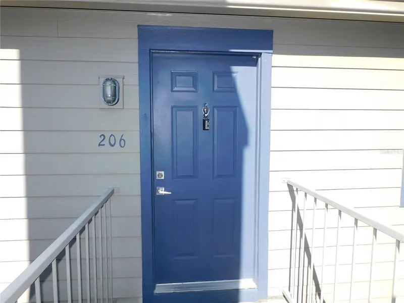 936 Birmingham Ct #206, FL