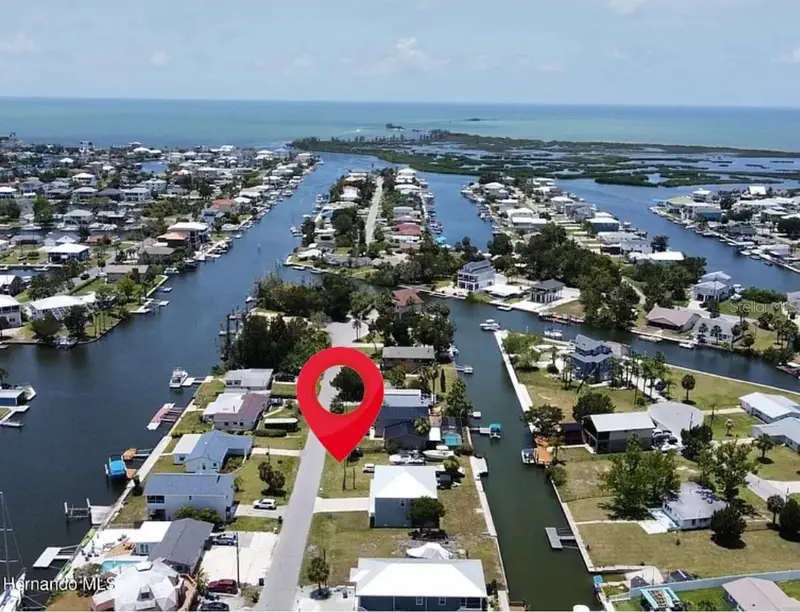 4977 Cedarbrook Ln, FL
