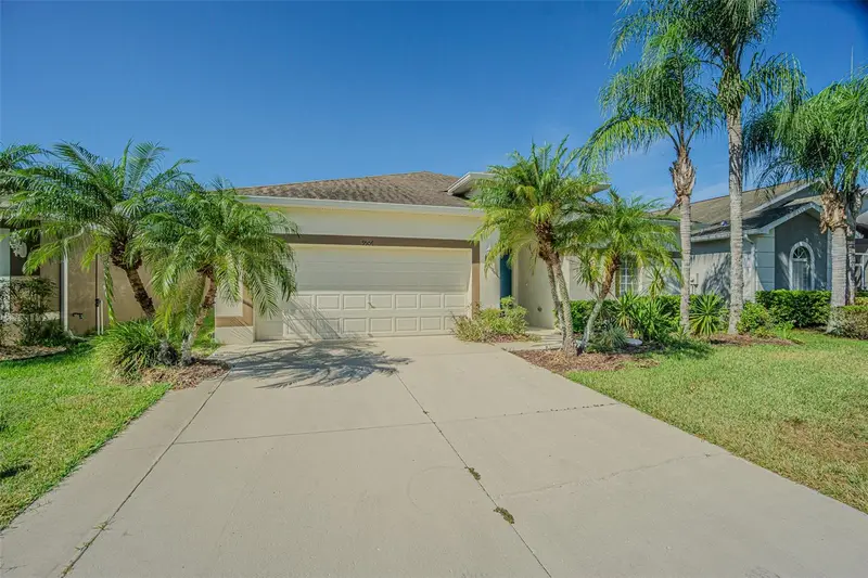 9506 Rolling Cir, FL