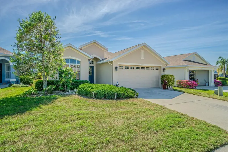 2514 Sandy Hill Ct, FL