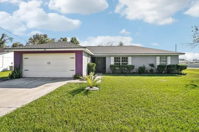 133 Walnut Rd, FL
