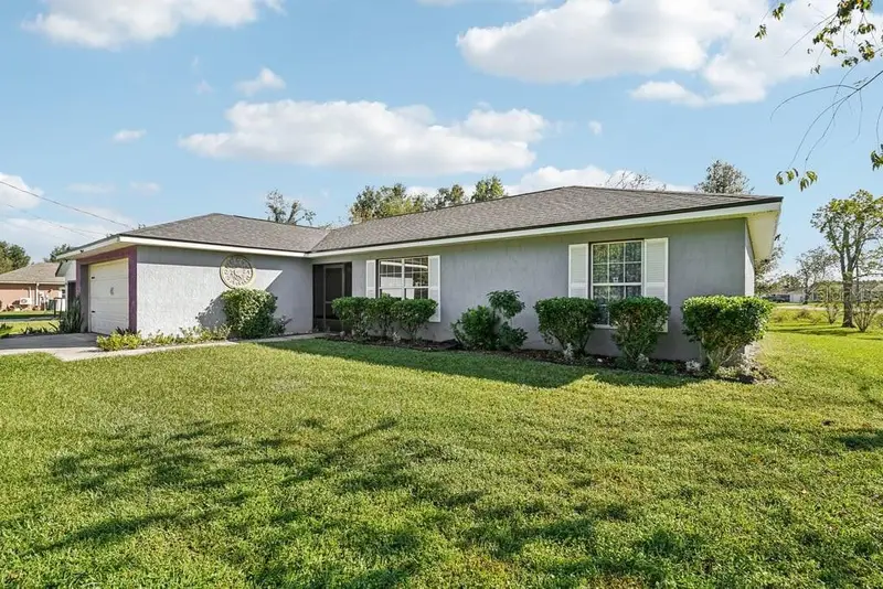 133 Walnut Rd, FL