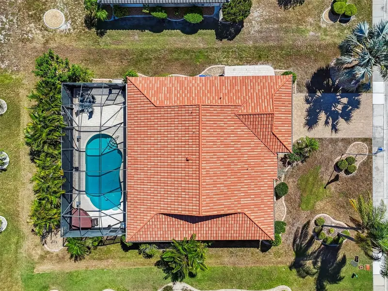 706 Plumbrook Rd, FL