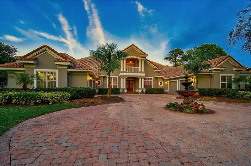 854 Macewen Dr, FL