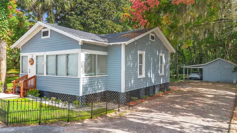 135 S Arlington Ave, FL