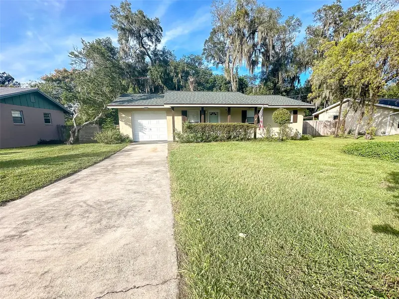 3717 Ne 5th St, FL