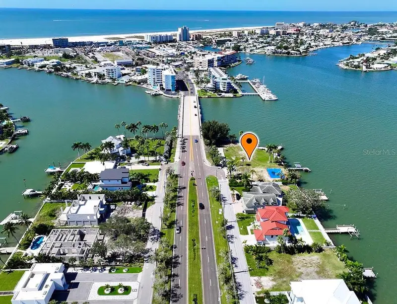 2 Paradise Ln, FL