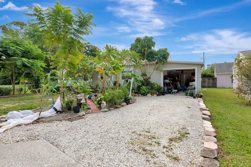3278 56th Ave N, FL