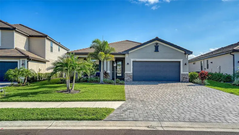 5225 Blue Crush, FL