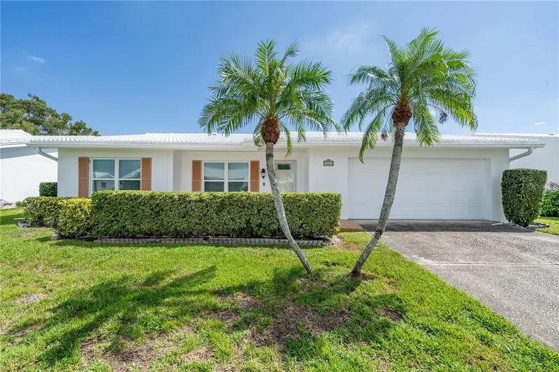 9221 40th Way N #5, FL