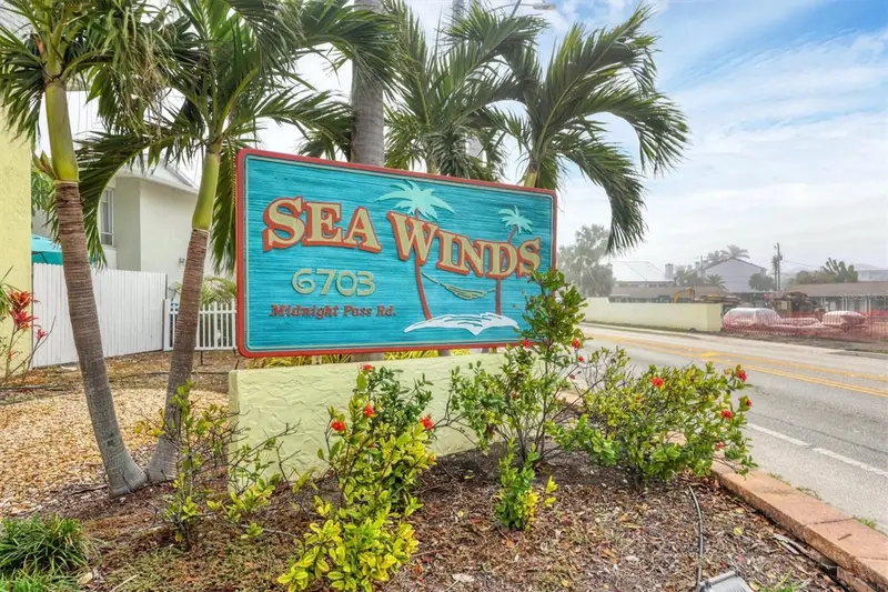 6703 Midnight Pass Rd #208, FL
