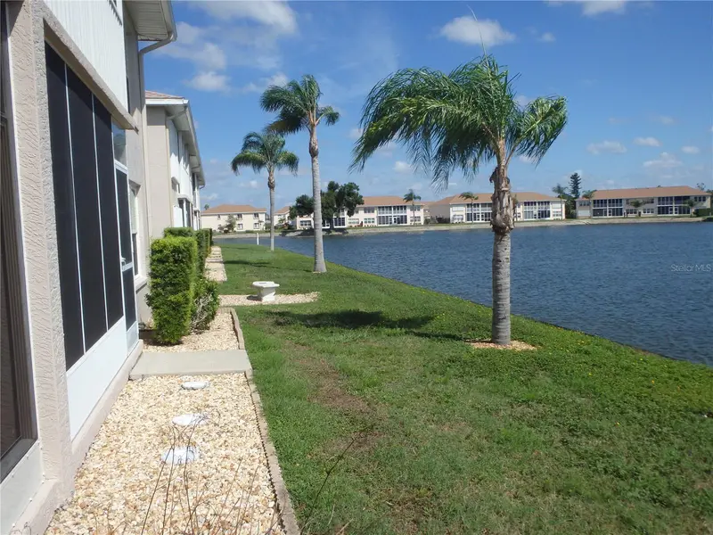 11644 Sw Egret Cir #902, FL