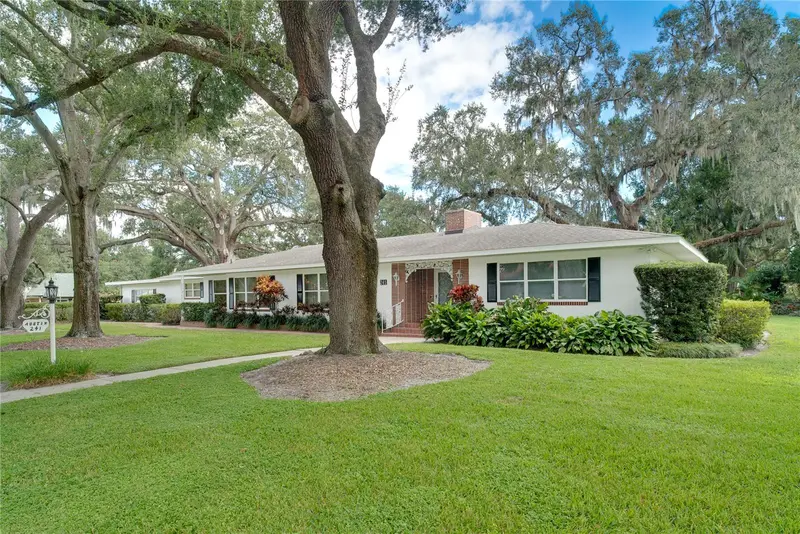 241 N Dillard St, FL