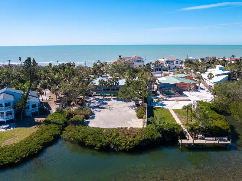 18 N Casey Key Rd, FL