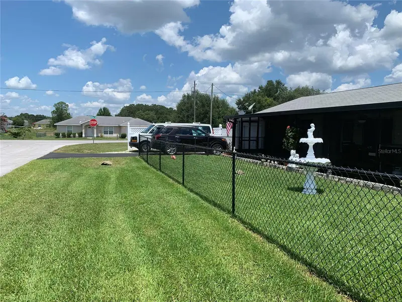 1 Willow Ct, FL