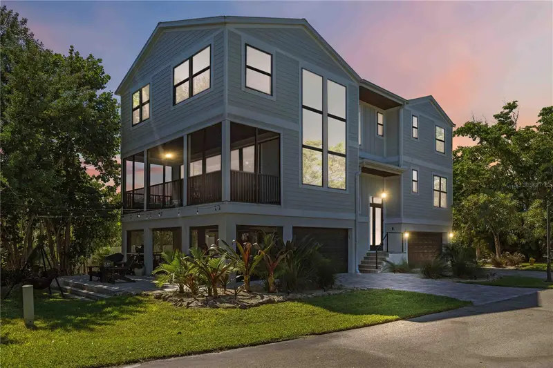 6322 Laguna Dr #1, FL
