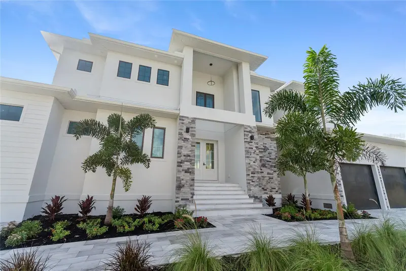 530 De Narvaez Dr, FL