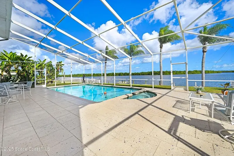 1440 Sykes Creek Dr, FL