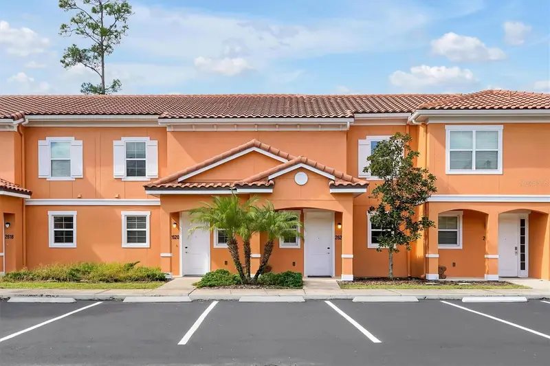 2622 Bugatti Ct, FL