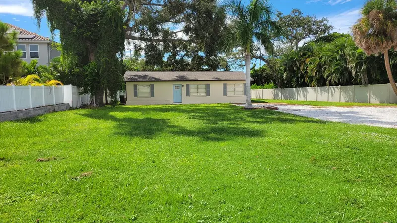 3932 Sunshine Ave, FL
