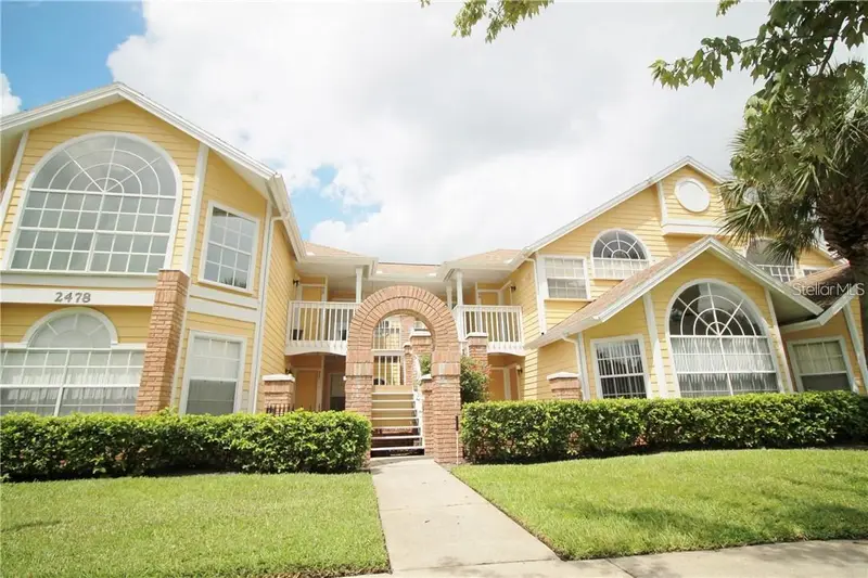 2478 Sweetwater Club Cir #94, FL