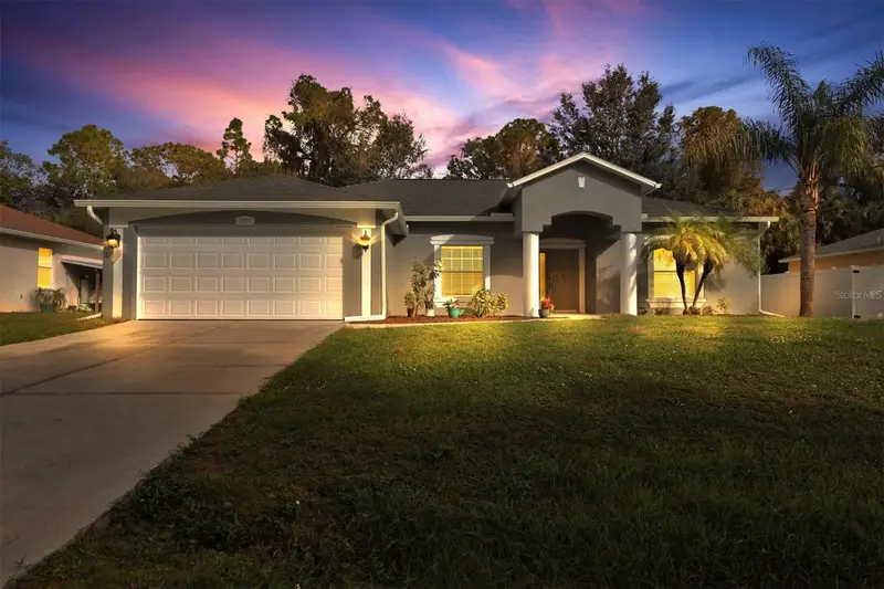 2038 Mincey Ter, FL