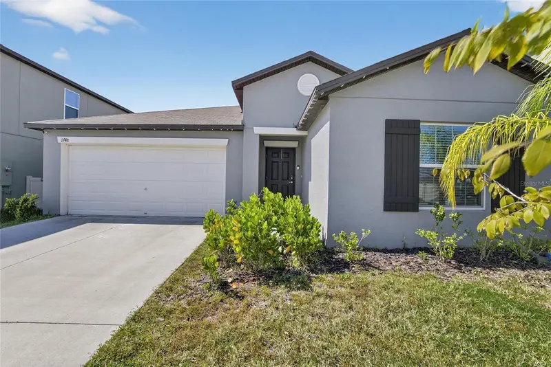 1748 Red Loop, FL