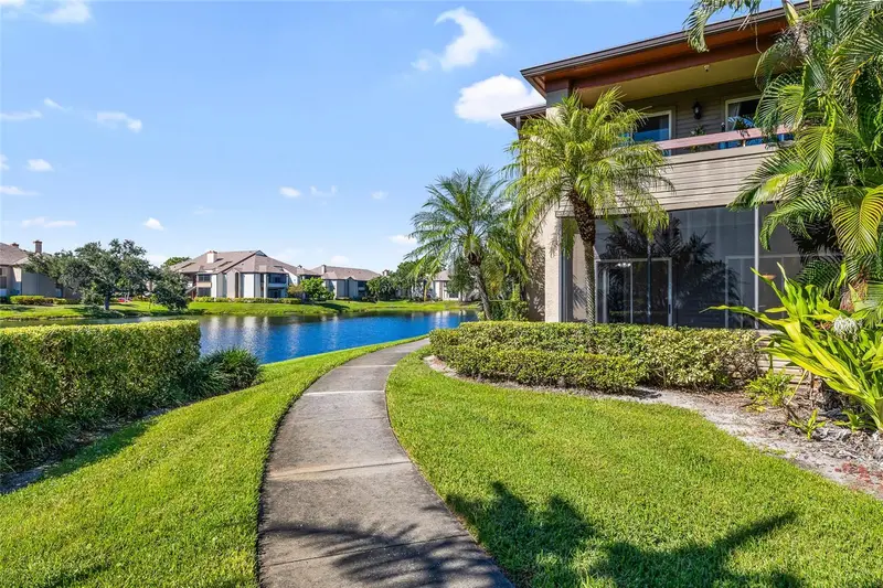 10263 Gandy Blvd N #213, FL