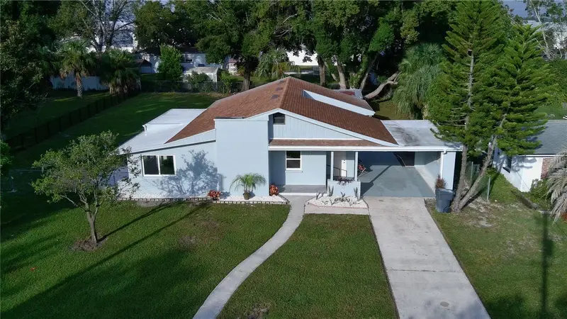 2221 20th St Nw, FL