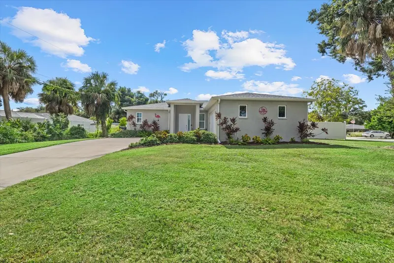 279 Avalon Rd, FL