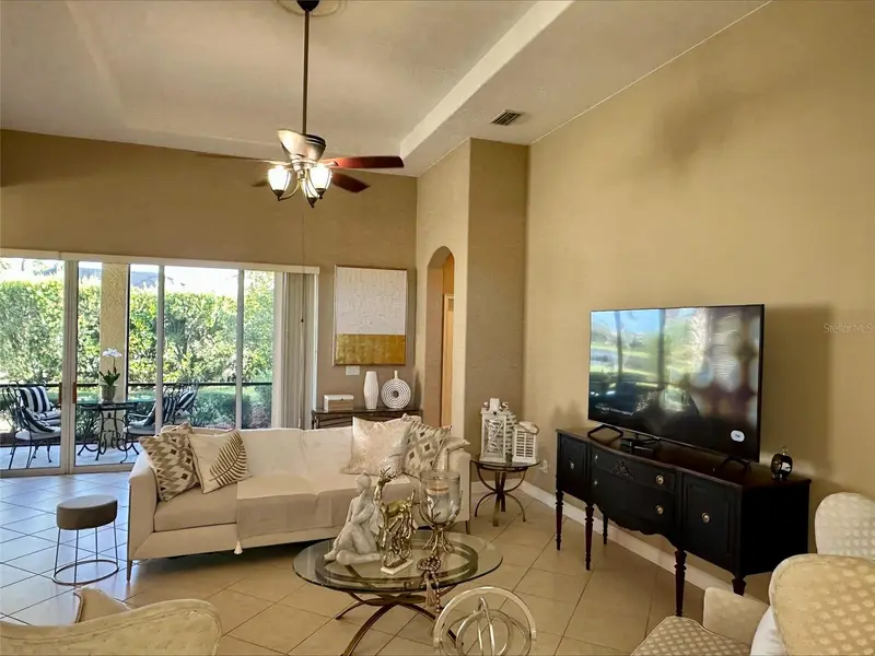 137 Medici Ter, FL