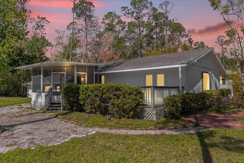 13128 Devonshire Rd, FL