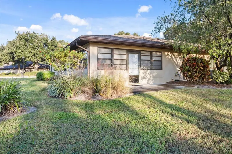 2270 Firestone Pl, FL